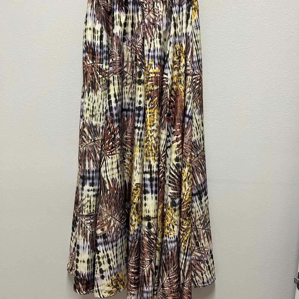 Flowy maxi skirt
